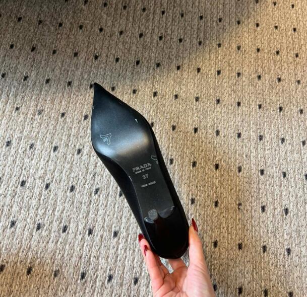 GlamyWomen Shoes - 093