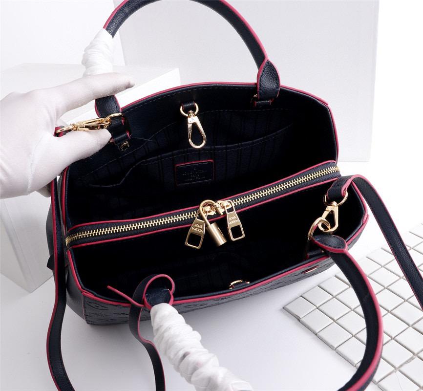 EN - New Arrival Bags LUV 040