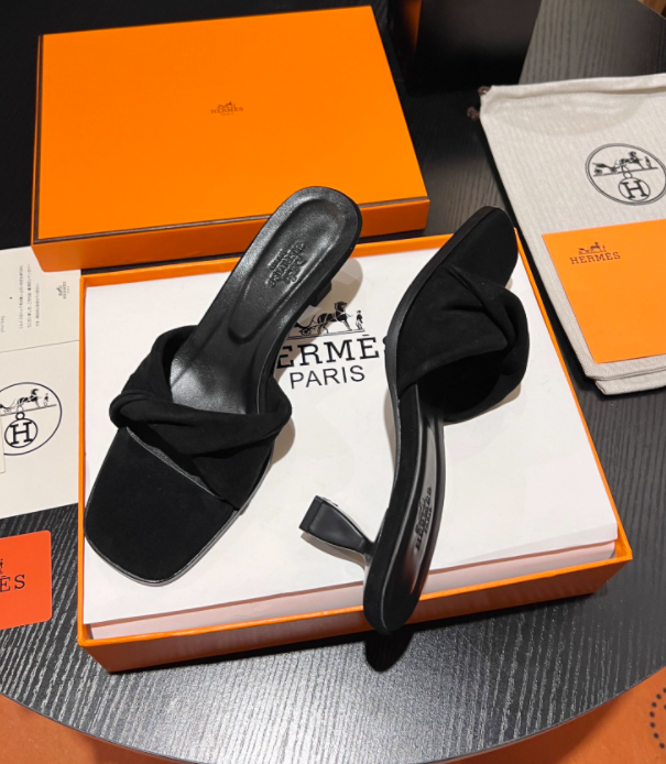 SAMC - HMS Women Shoes - 650