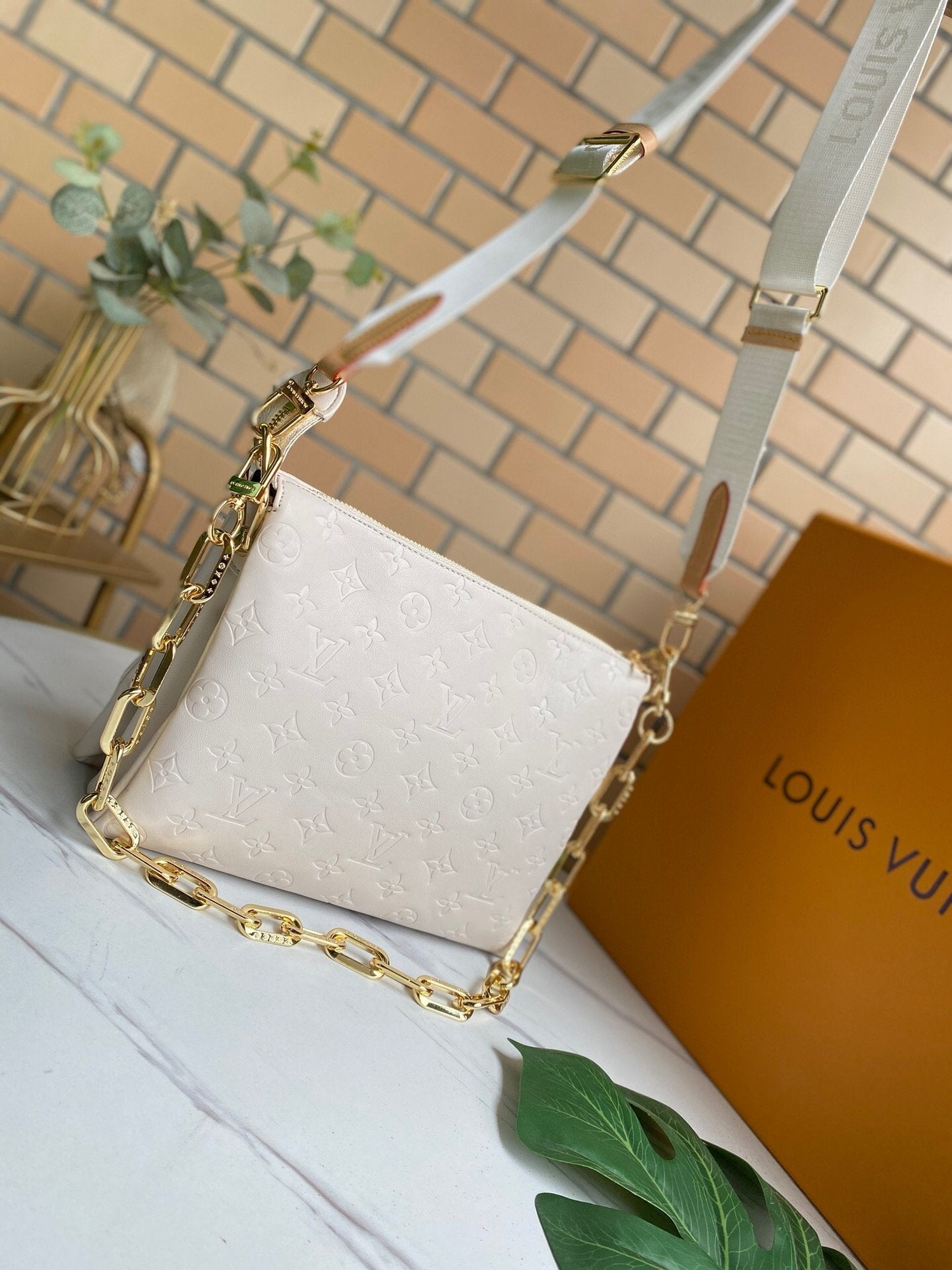 EN - New Arrival Bags LUV 133