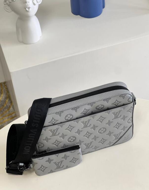 SAMC - LOV Bags - 1681