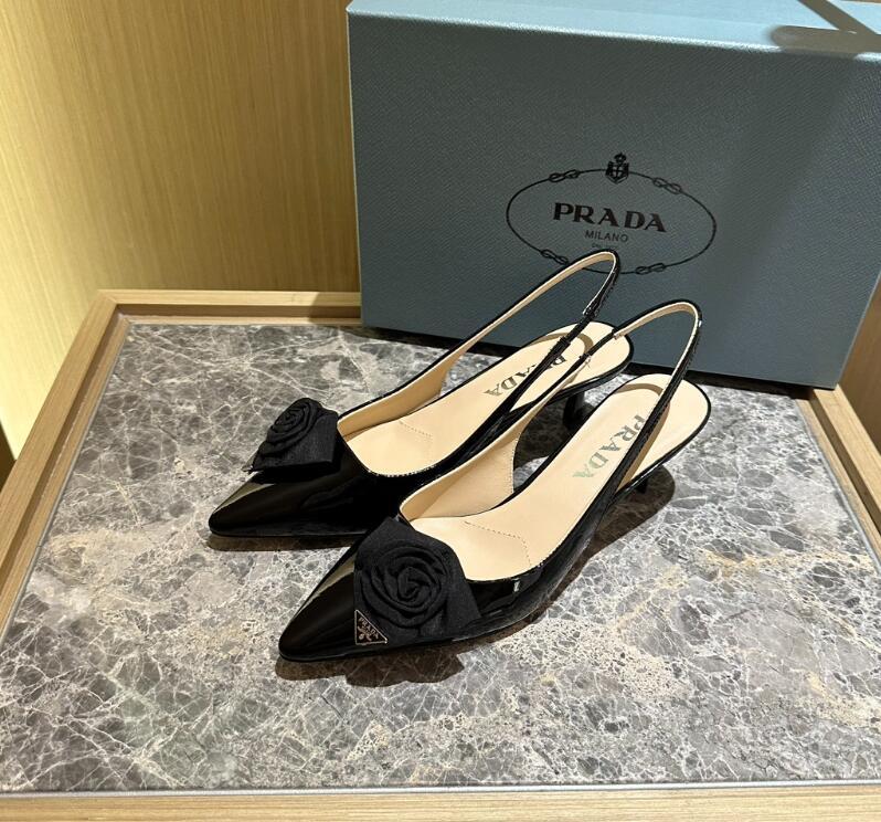 GlamyWomen Shoes - 225