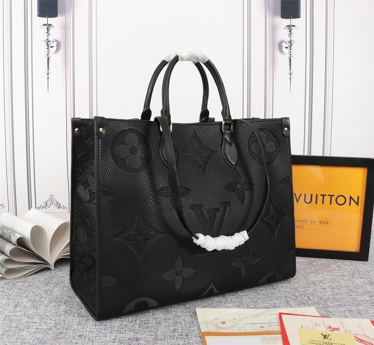 EN - New Arrival Bags LUV 296