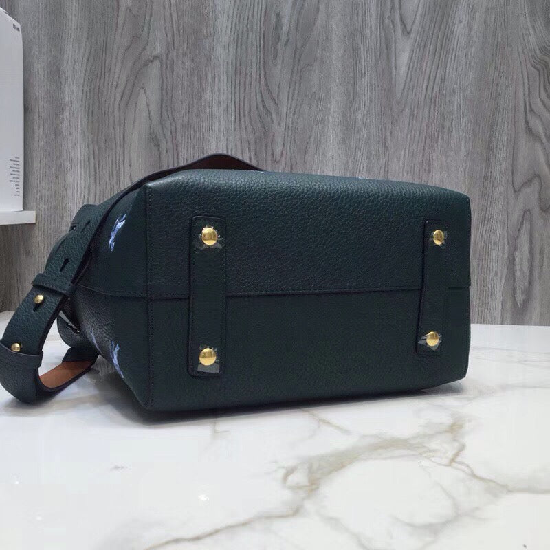 GLAMI The Small Equestrian Knight Top Handle Belt Bag Green For Women, Bags 14in/36cm