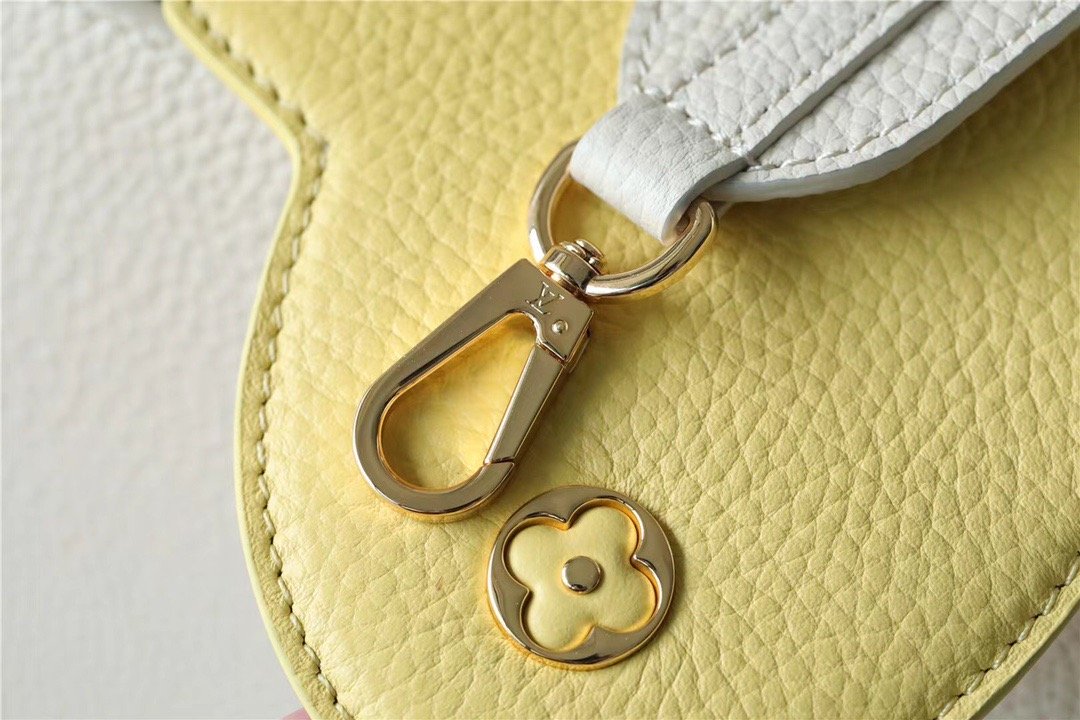 LV Capucines GLAMI Taurillon Creme Beige/ Plume Yellow Berlingot For Women, WomenÃ¢â‚¬â„¢s Bags, Shoulder And Crossbody Bags 10.6in/27cm LV