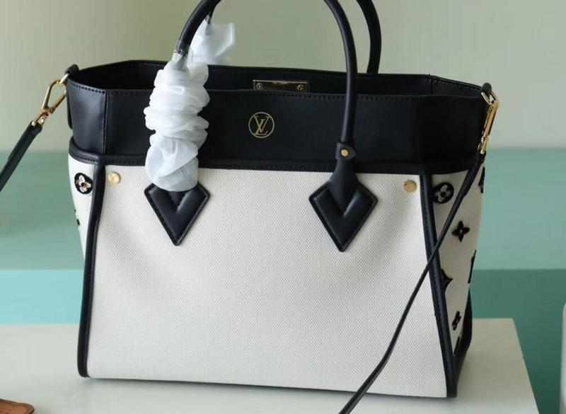 SAMC - LOV Bags - 1748