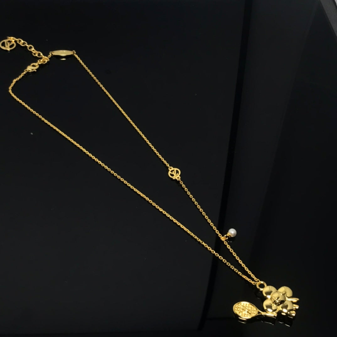 LV Necklaces 042