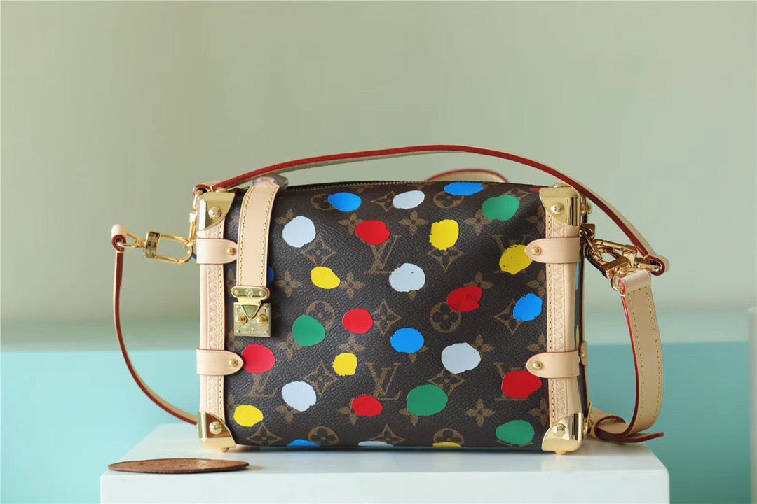 LV Side Trunk PMÃ‚Â Monogram Canvas For Women, WomenÃ¢â‚¬â„¢s Bags, Shoulder And Crossbody Bags 8.3in/21cm LV