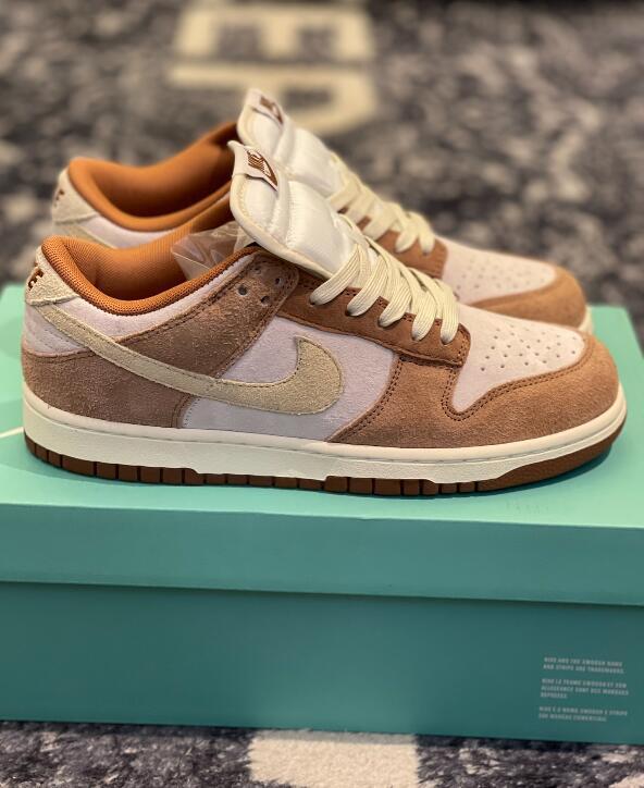 SAMC - NKE Shoes - 1673