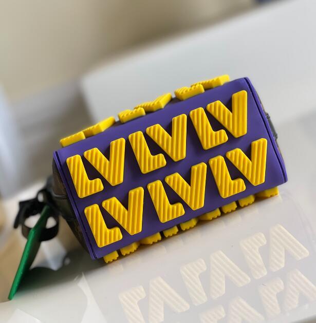 SAMC - LOV Bags - 2406