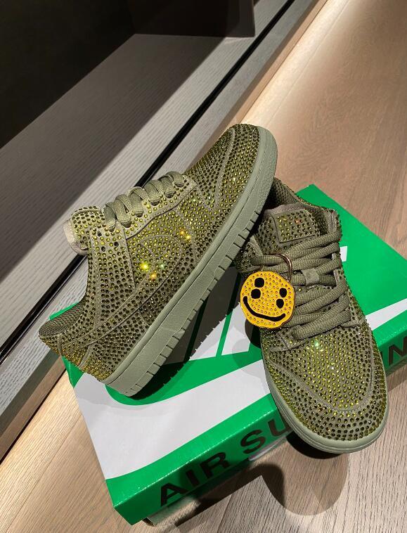 SAMC - NKE Shoes - 1710