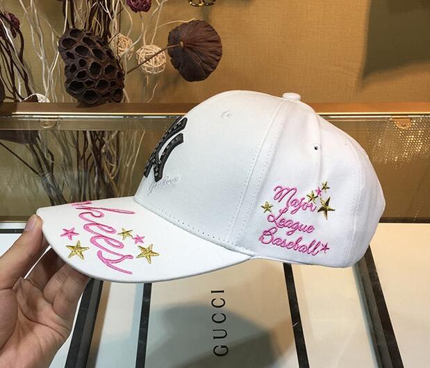 SAMC - Mix Hats - 068