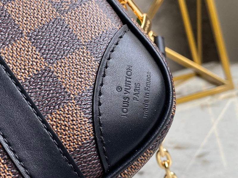 LOV2 Bags - Luxurious Bags  1197