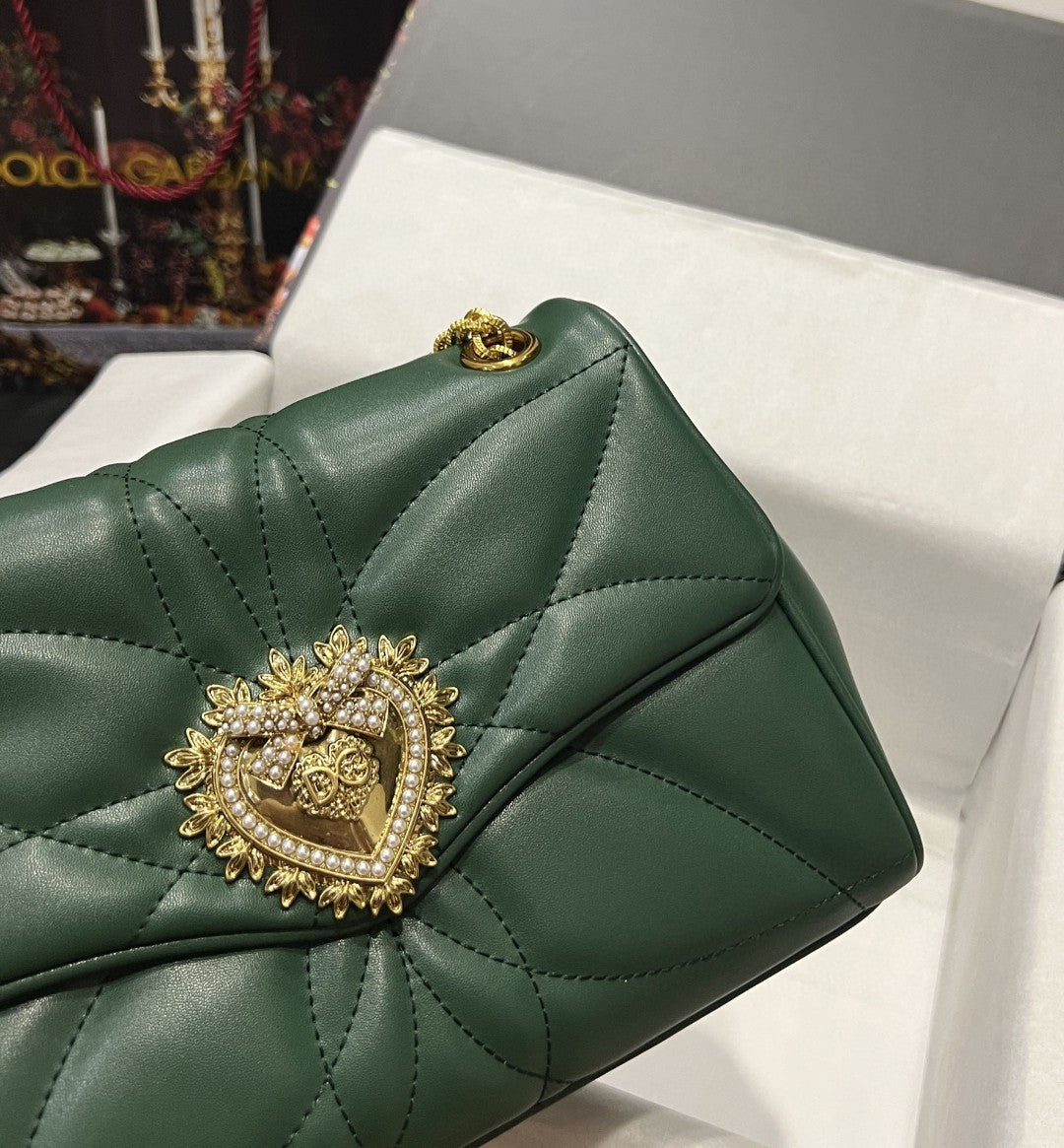 GLAMI Large Devotion Shoulder Bag In Quilted Nappa Green For Women 11.4in/29cm GLAMI