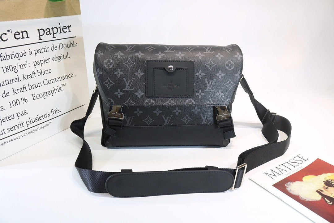 EN - New Arrival Bags LUV 171