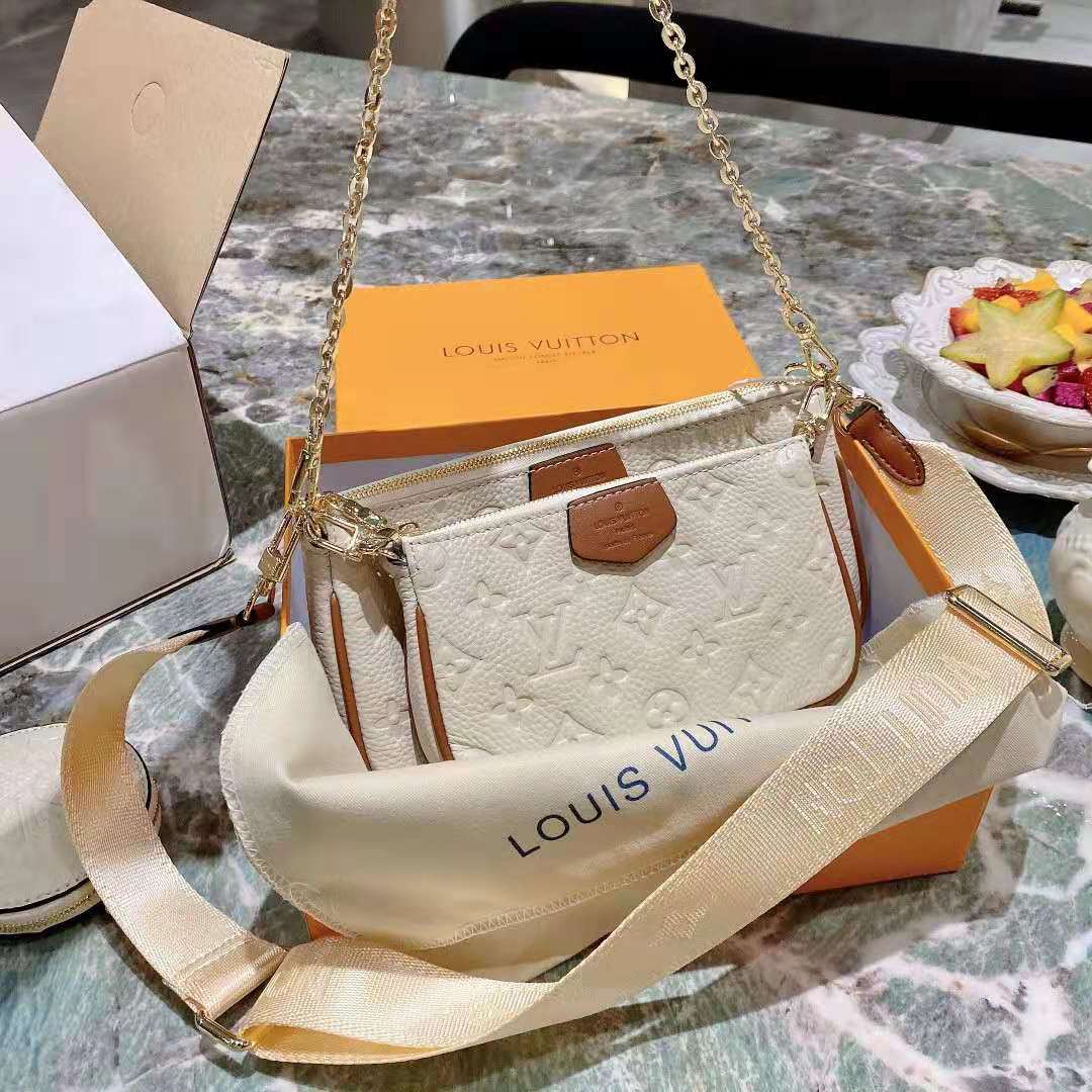 EN - New Arrival Bags LUV 062