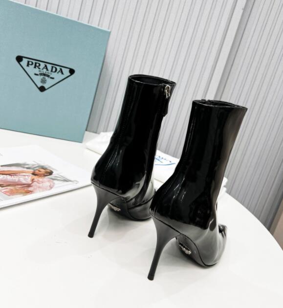 GlamyWomen Shoes - 350
