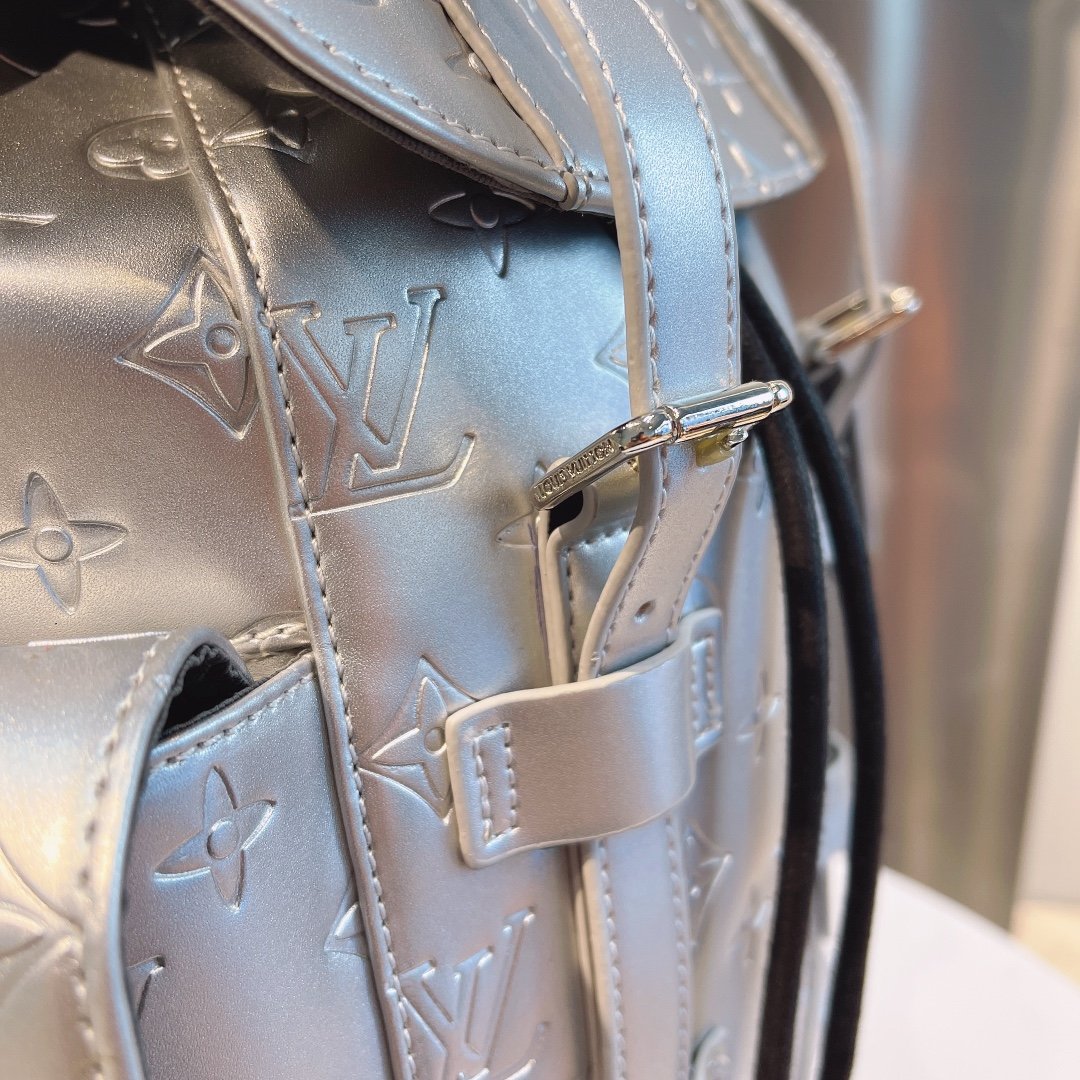 EN - New Arrival Bags LUV 505