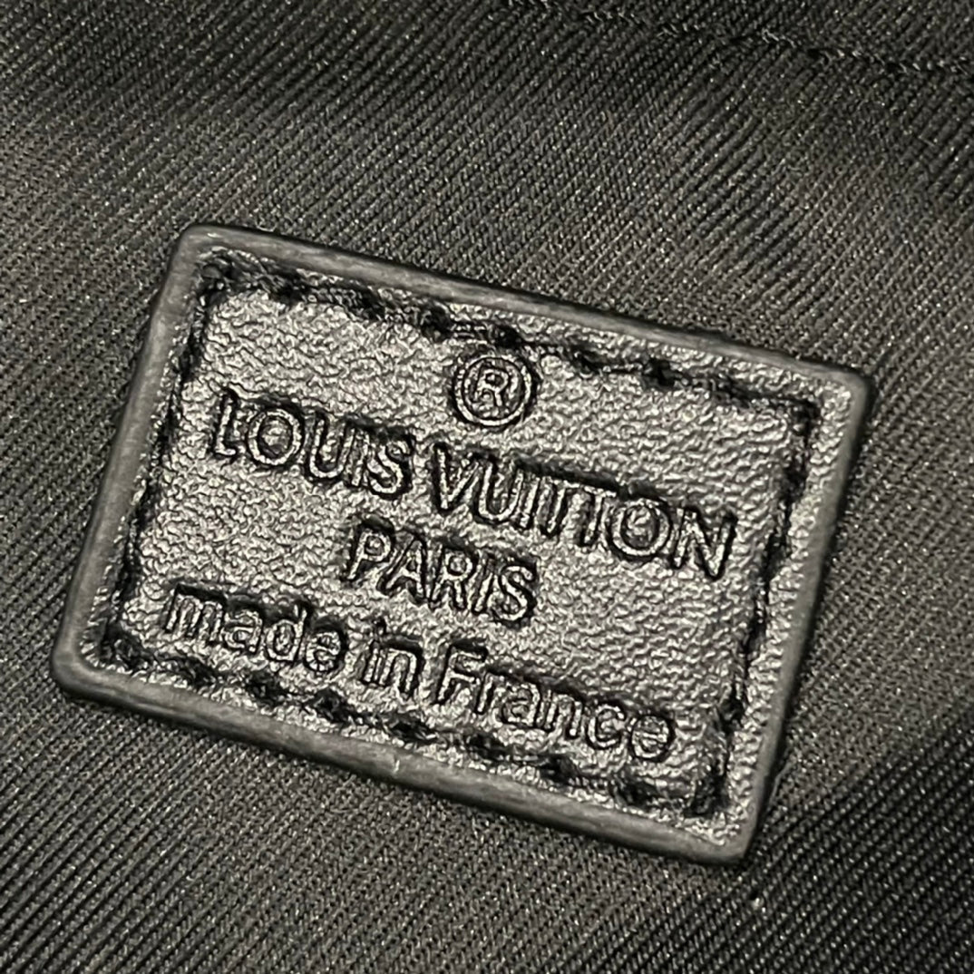 EN - Luxury Bags LUV 852