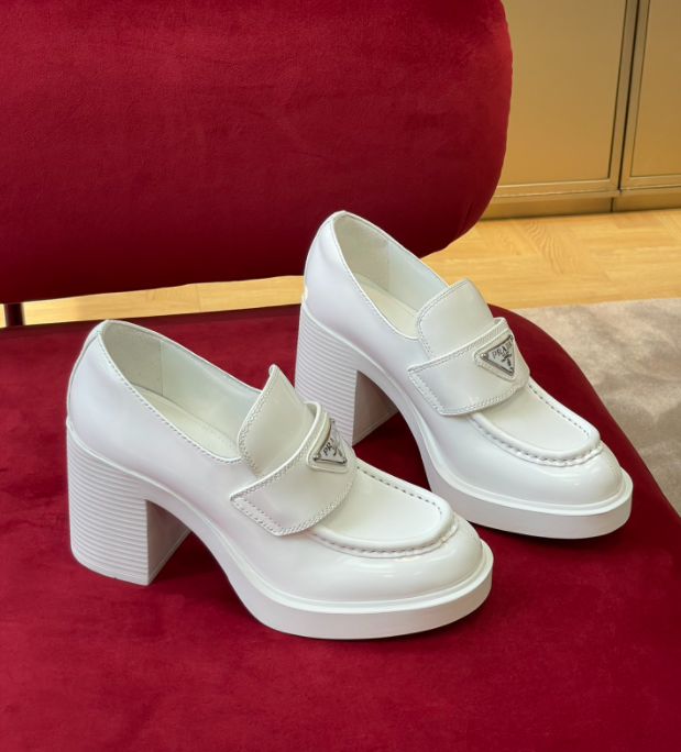 GlamyWomen Shoes - 015