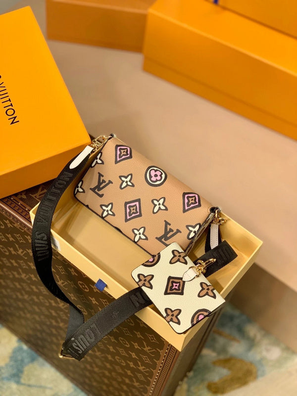 LOV2 Bags - Luxurious Bags  1407