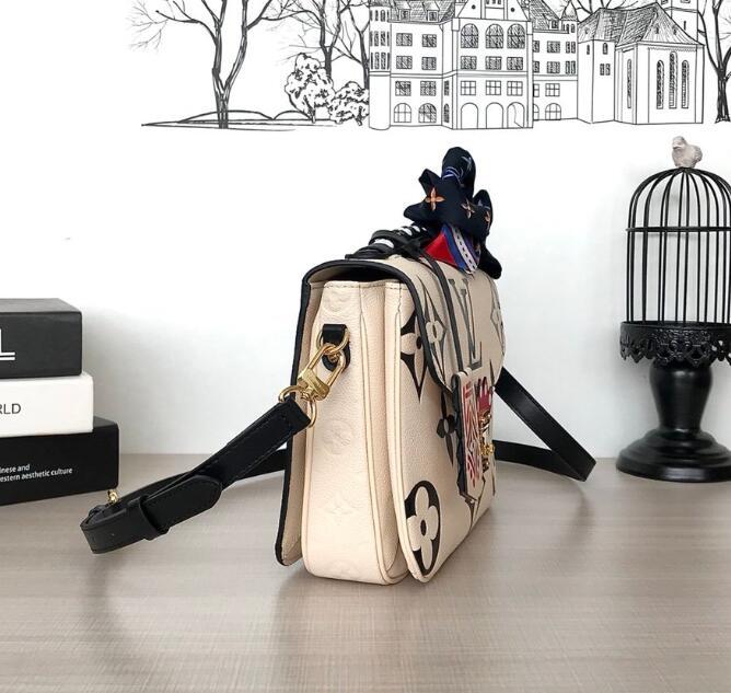 SAMC - LOV Bags - 2792