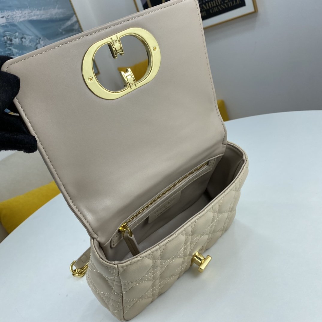 EN - New Arrival Bags DIR 069