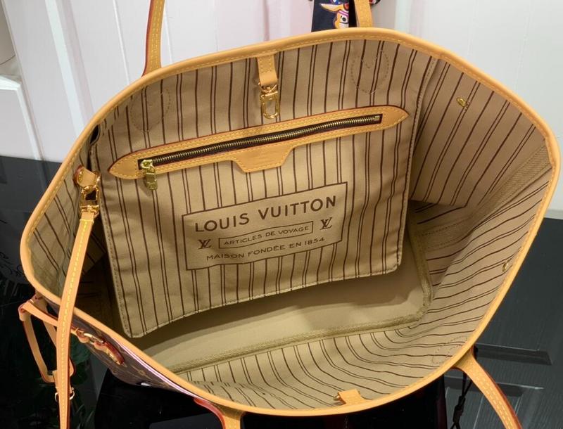 SAMC - LOV Bags - 2656