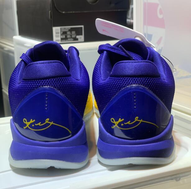 SAMC - NKE Shoes - 622