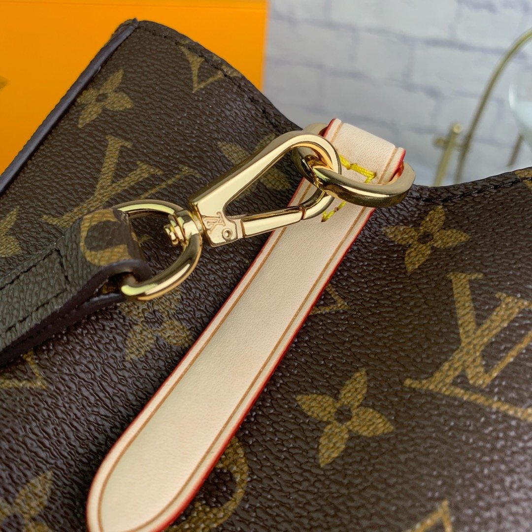 EN - New Arrival Bags LUV 298