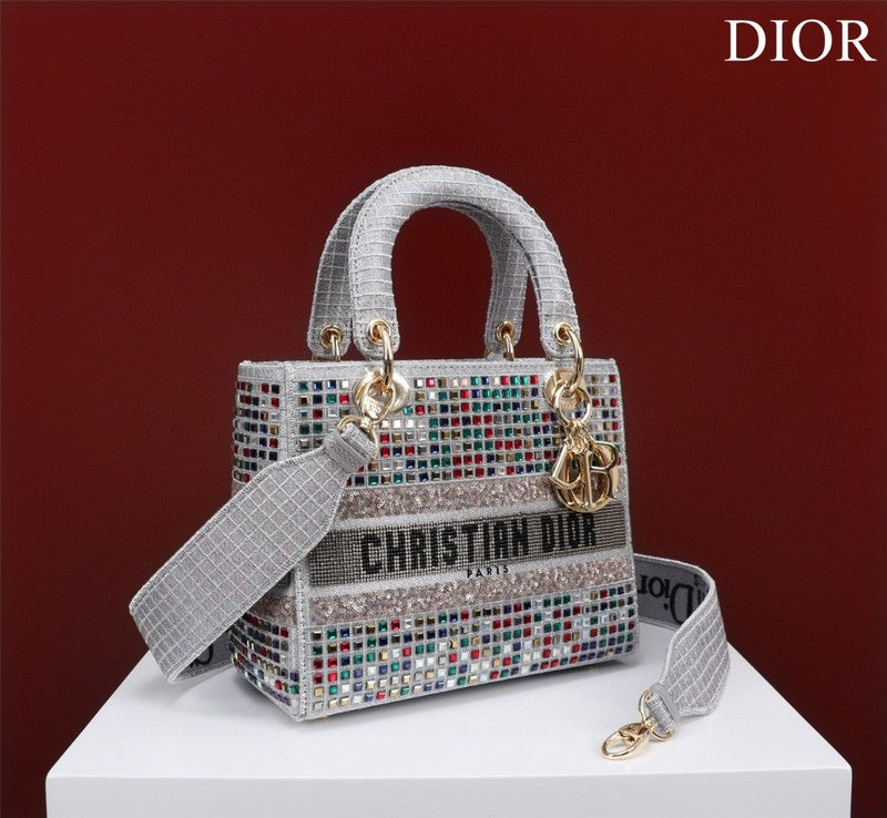 Glami Fashion - DIR Bags - 2010