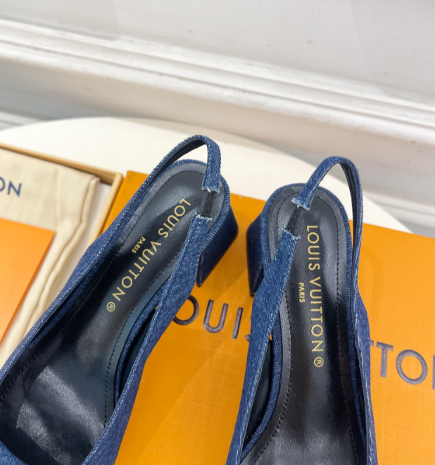 SAMC - LOV Women Shoes - 150
