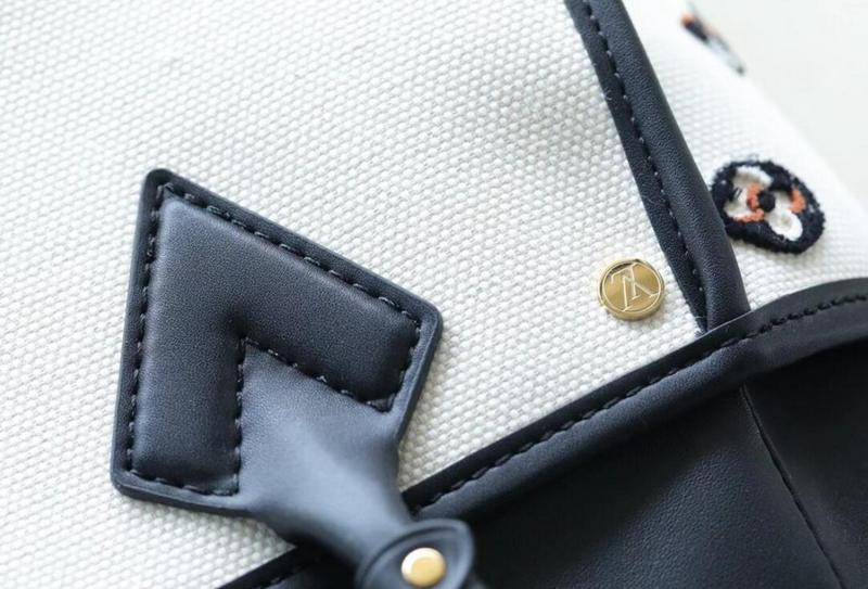 SAMC - LOV Bags - 1748
