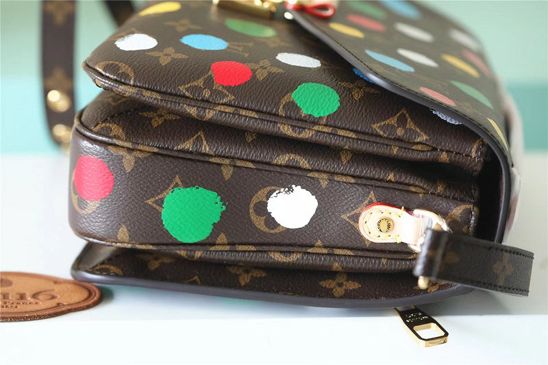 ELE - LUV Bags - 451