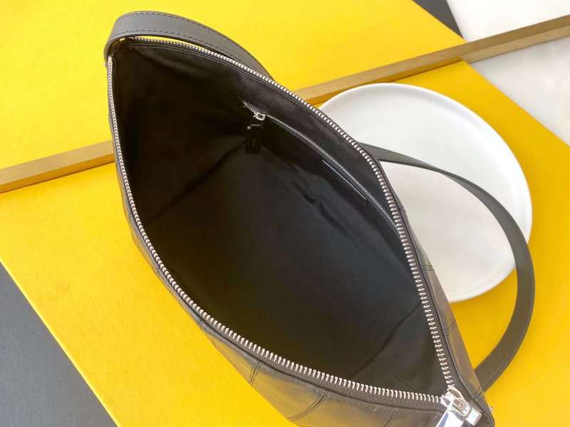 ELE - SLY Bags 174