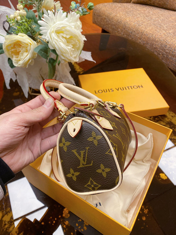 LOV2 Bags - Fashion Bags  2658