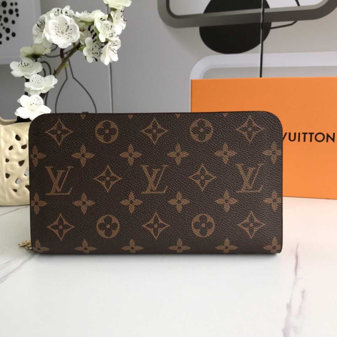 EN - New Arrival Wallet LUV 053