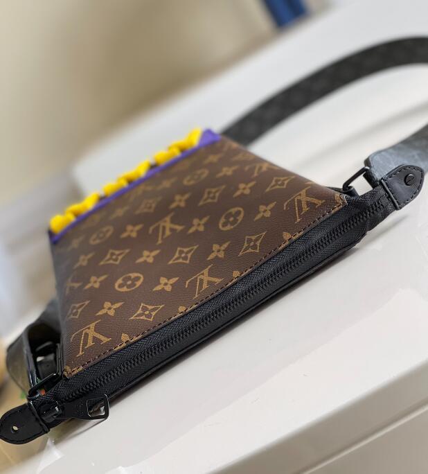 SAMC - LOV Bags - 2406
