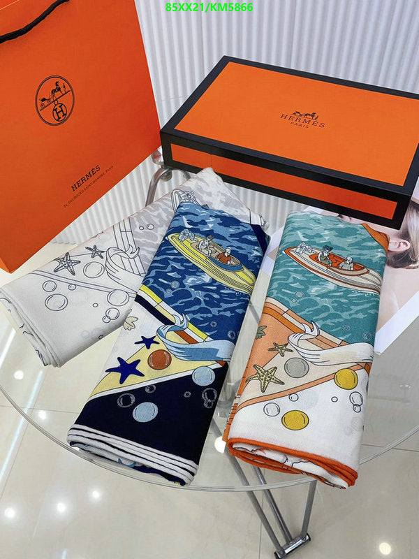 SAMC - HMS Scarves - 051