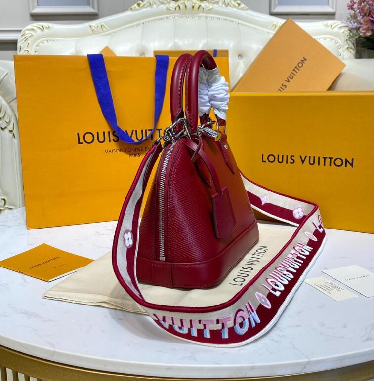 SAMC - LOV Bags - 1459