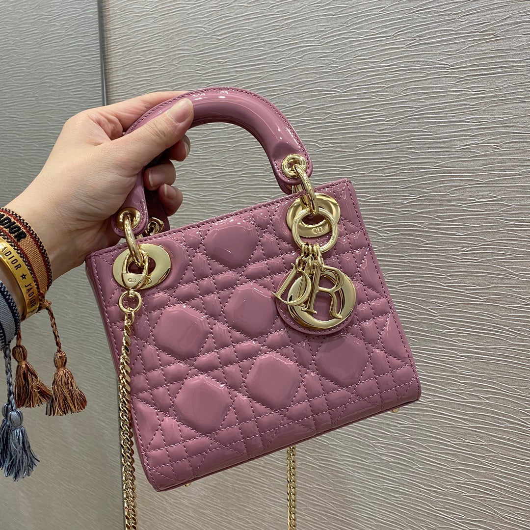 GLAMI Mini Lady Bag with Chain Gold Toned Hardware, Coral Pink, For Women WomenÃ¢â‚¬â„¢s Handbags, 18cm CD