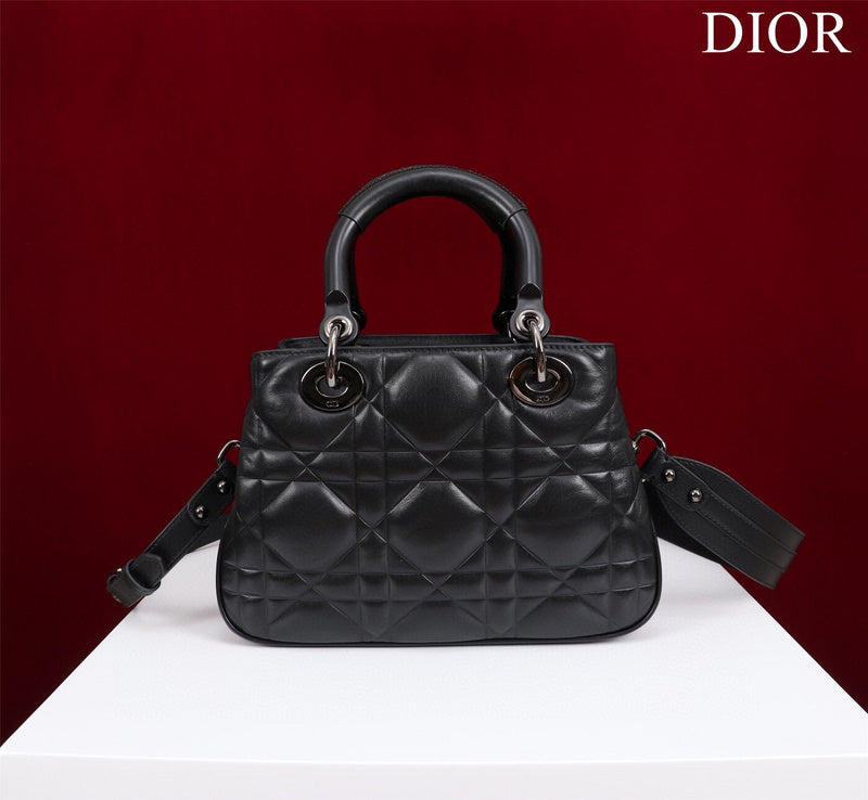 ELE - Dir Bags - 1796