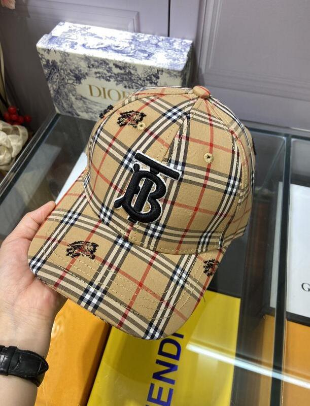 SAMC - Mix Hats - 070