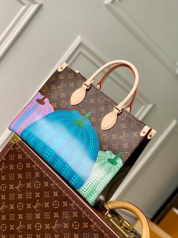 SAMC - LOV Bags - 1227