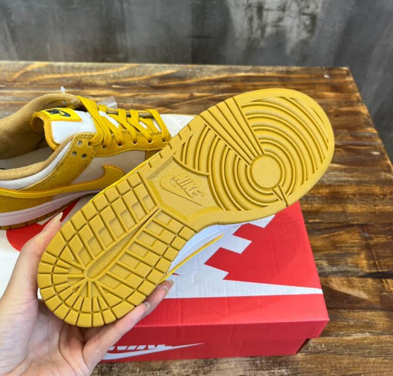 SAMC - NKE Shoes - 457