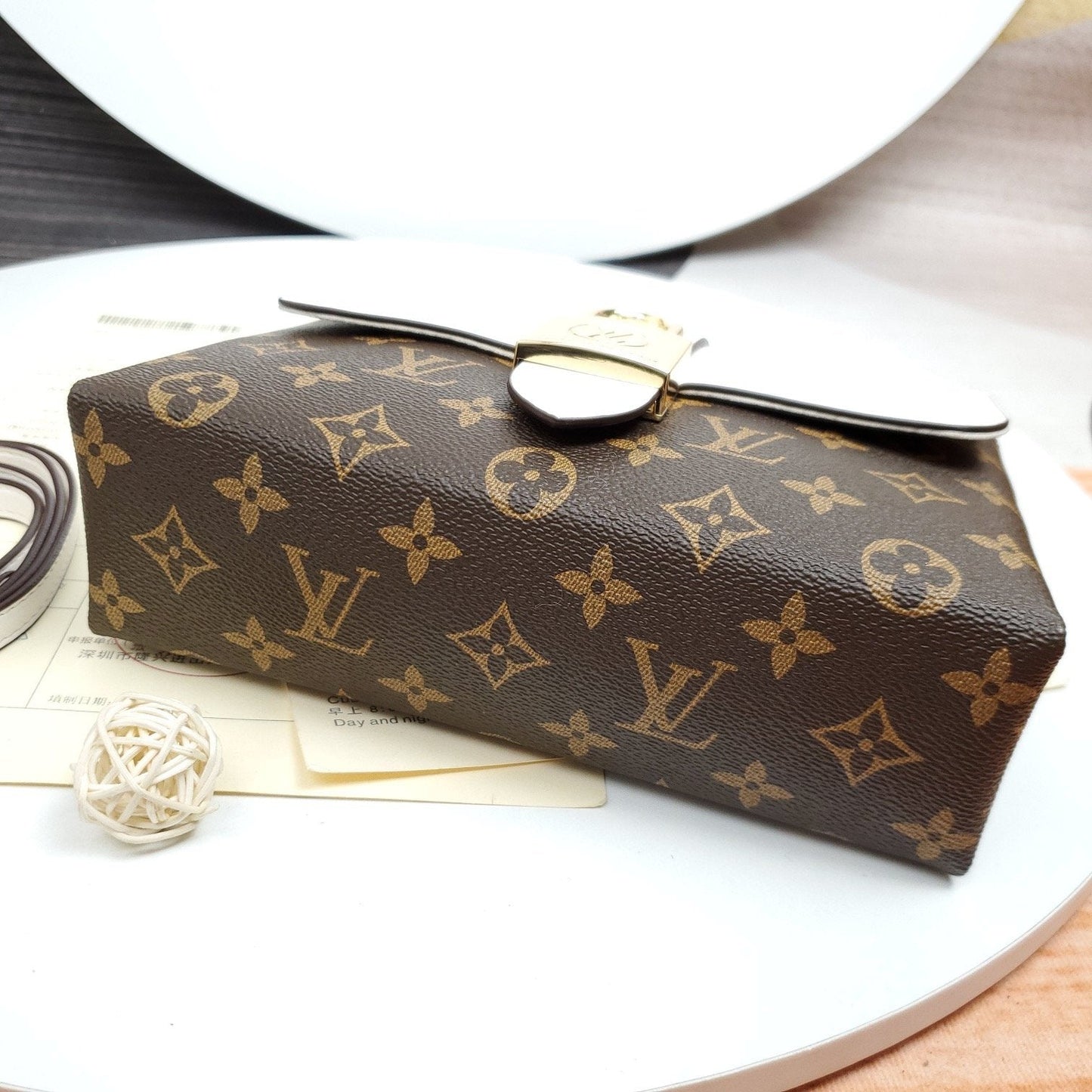 EN - New Arrival Bags LUV 216