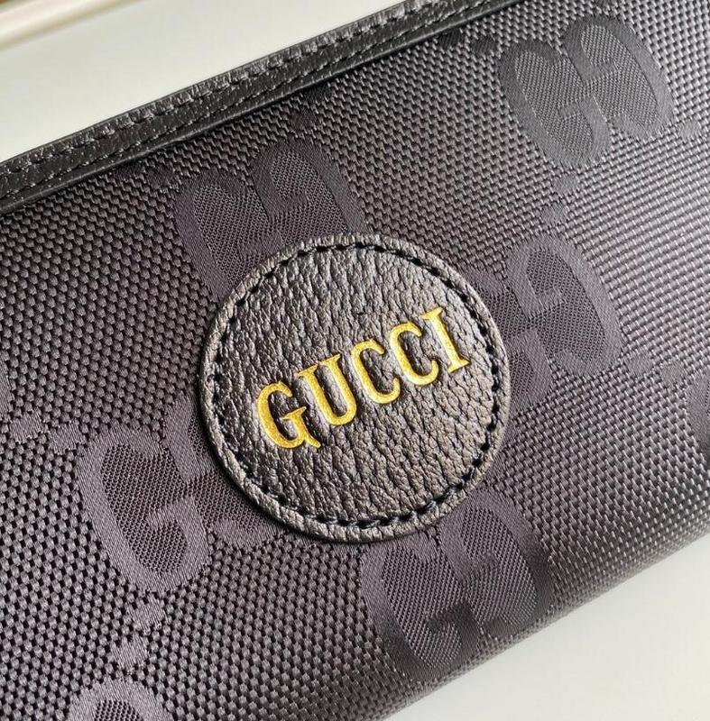 SAMC - Mix Wallets - 209