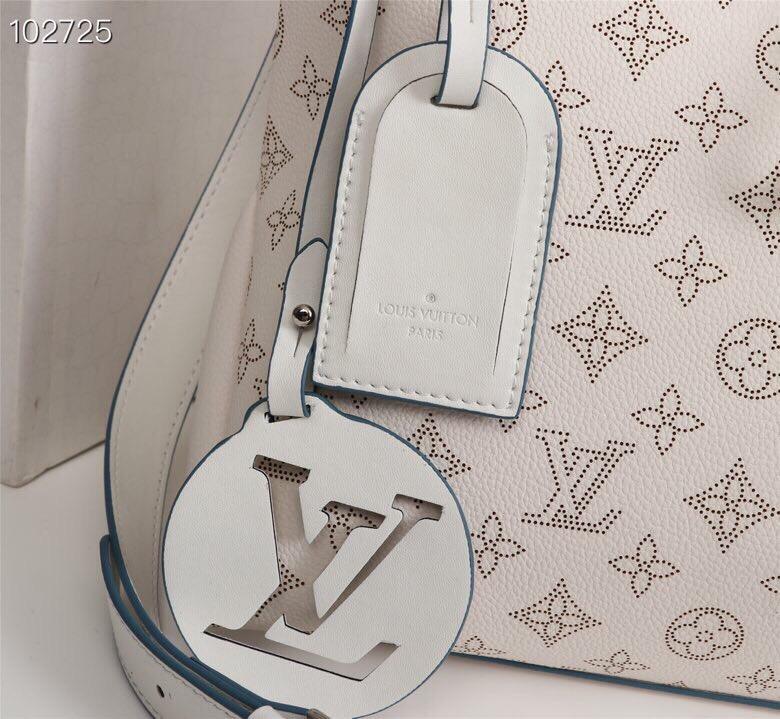 EN - New Arrival Bags LUV 223
