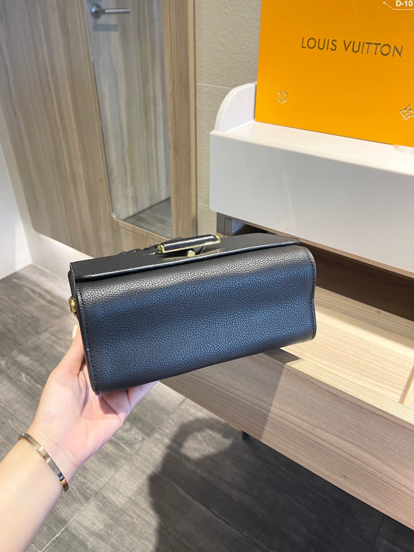 EN - New Arrival Bags LUV 488