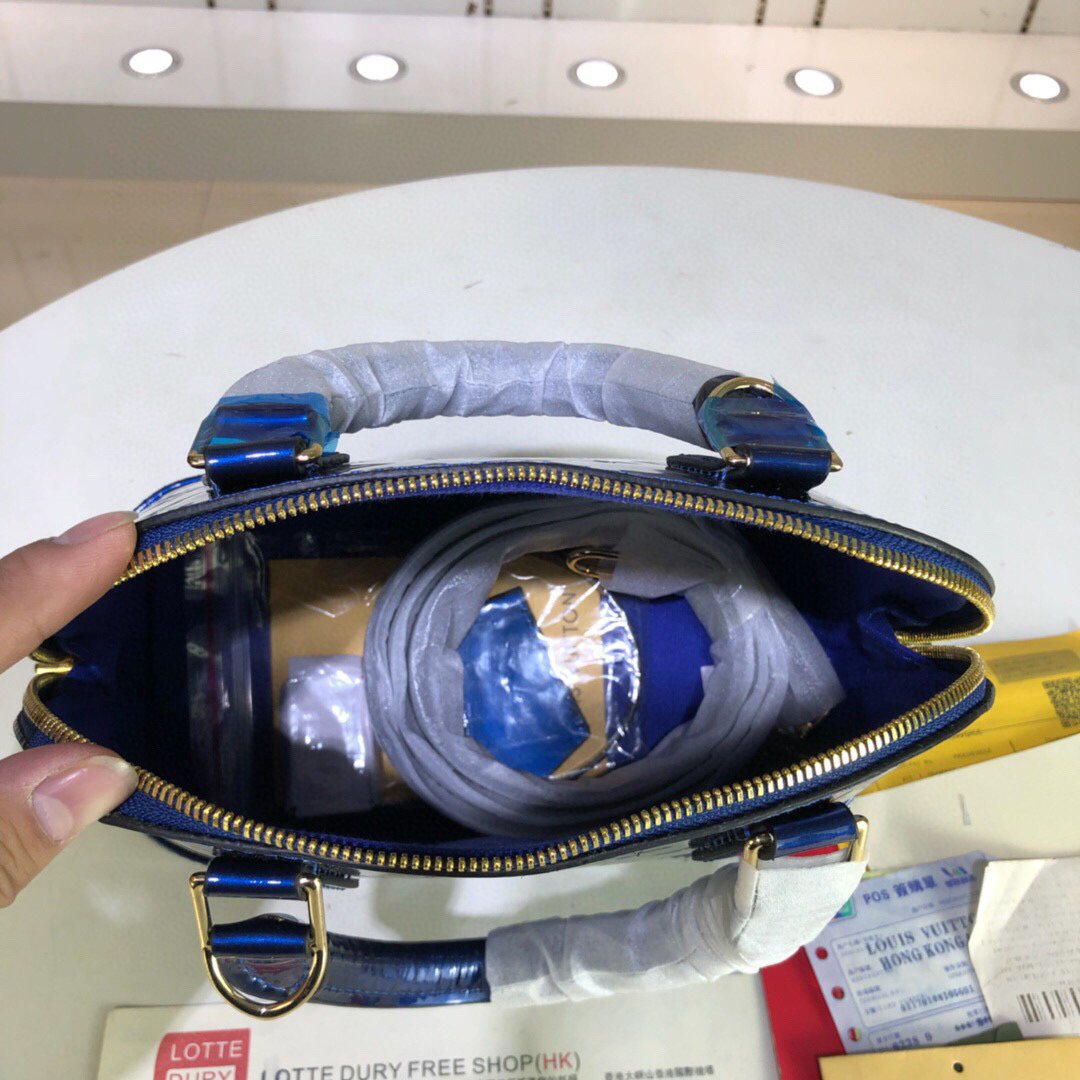 EN - New Arrival Bags LUV 058